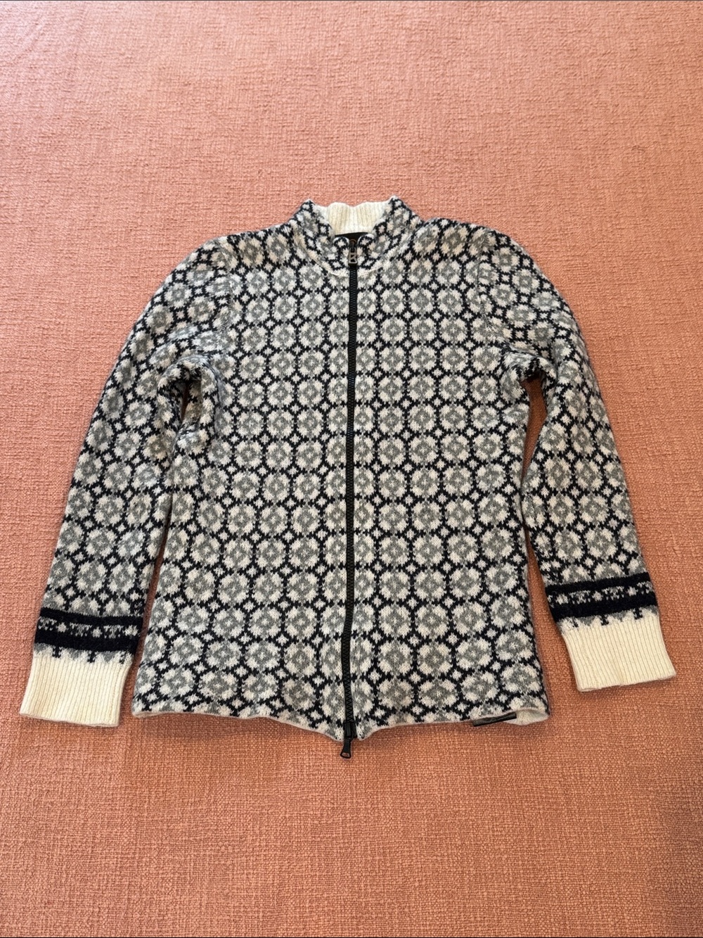 Bogner cashmere / virgin wool blend Patterned Zip-Front Knit Cardigan